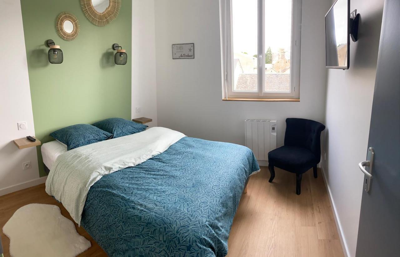 Gite Mont-Blan Pontorson Bagian luar foto
